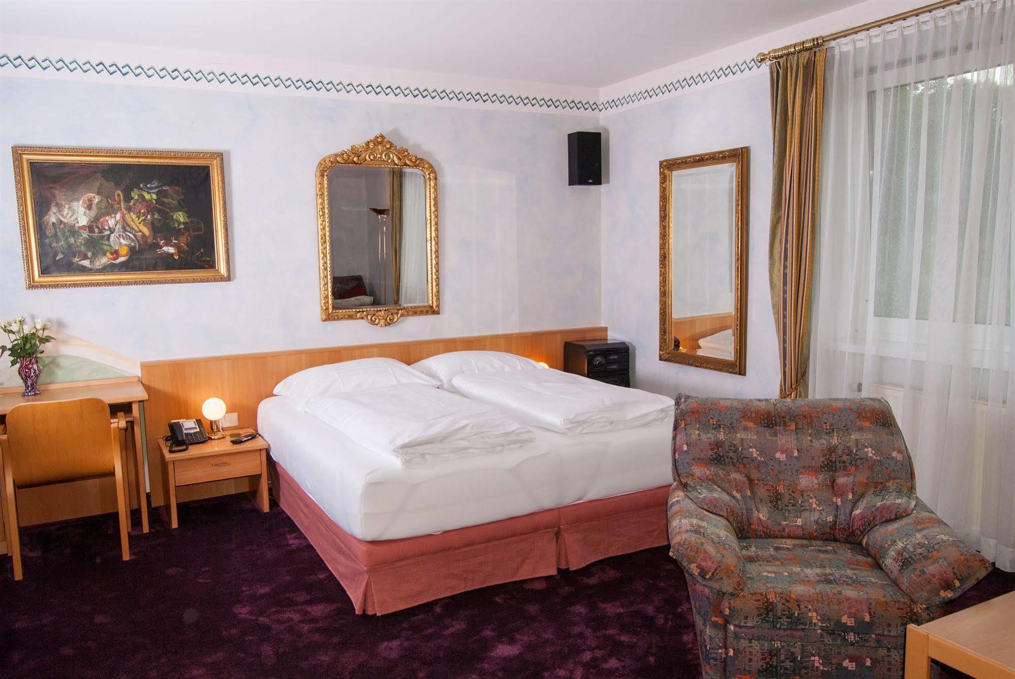 Hotel Residenz Hoessinger Karlstetten Eksteriør bilde