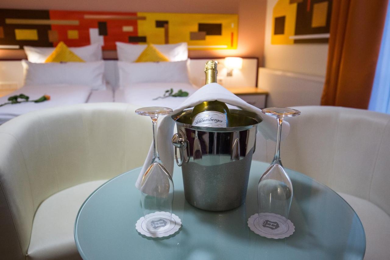 Hotel Residenz Hoessinger Karlstetten Eksteriør bilde